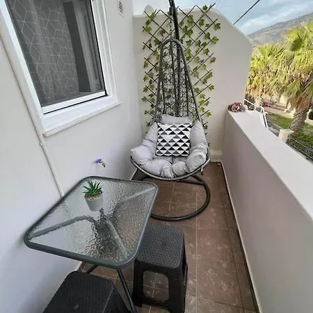 Edem First Floor Apartment Perivolos (Santorini)