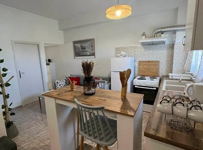 Edem First Floor Perivolos (Santorini)