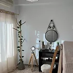 Edem First Floor Daire Perivolos (Santorini)
