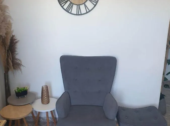 Edem First Floor * Περίβολος